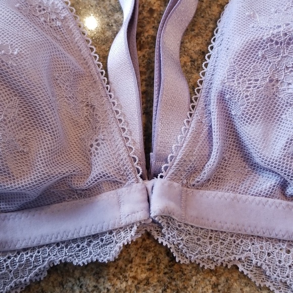 Victoria's Secret padded bralette - Picture 2 of 6